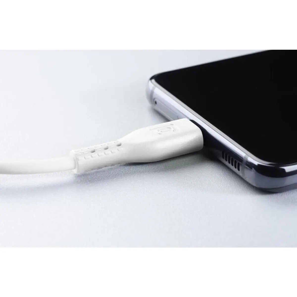 Кабел данни USB C към Lightining 1.2 м